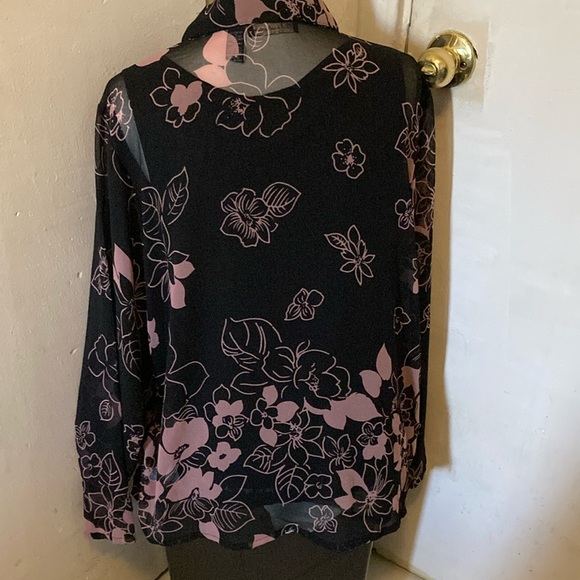 Blouse - Picture 4 of 5